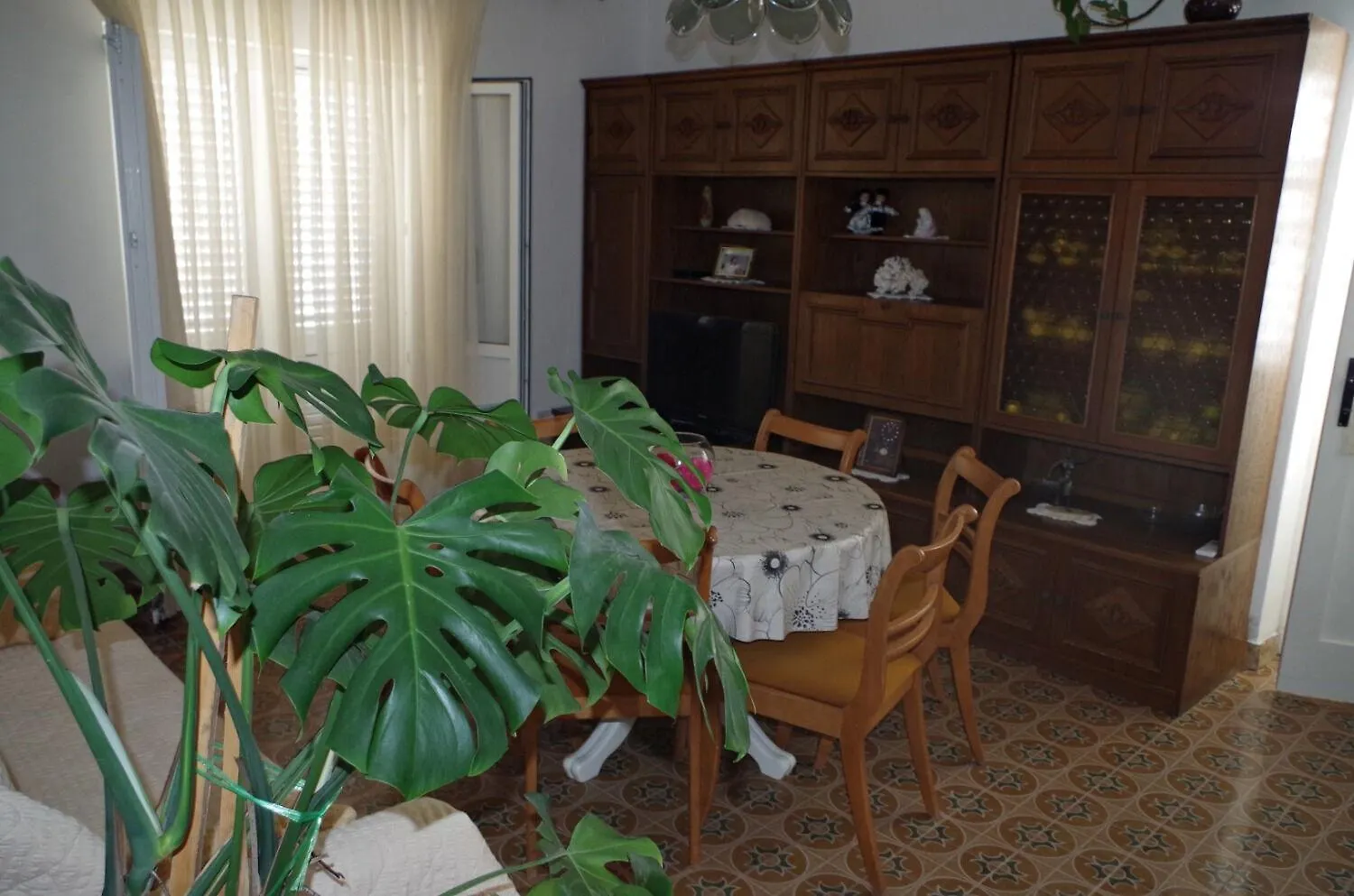 Apartment Mili Sutomiscica